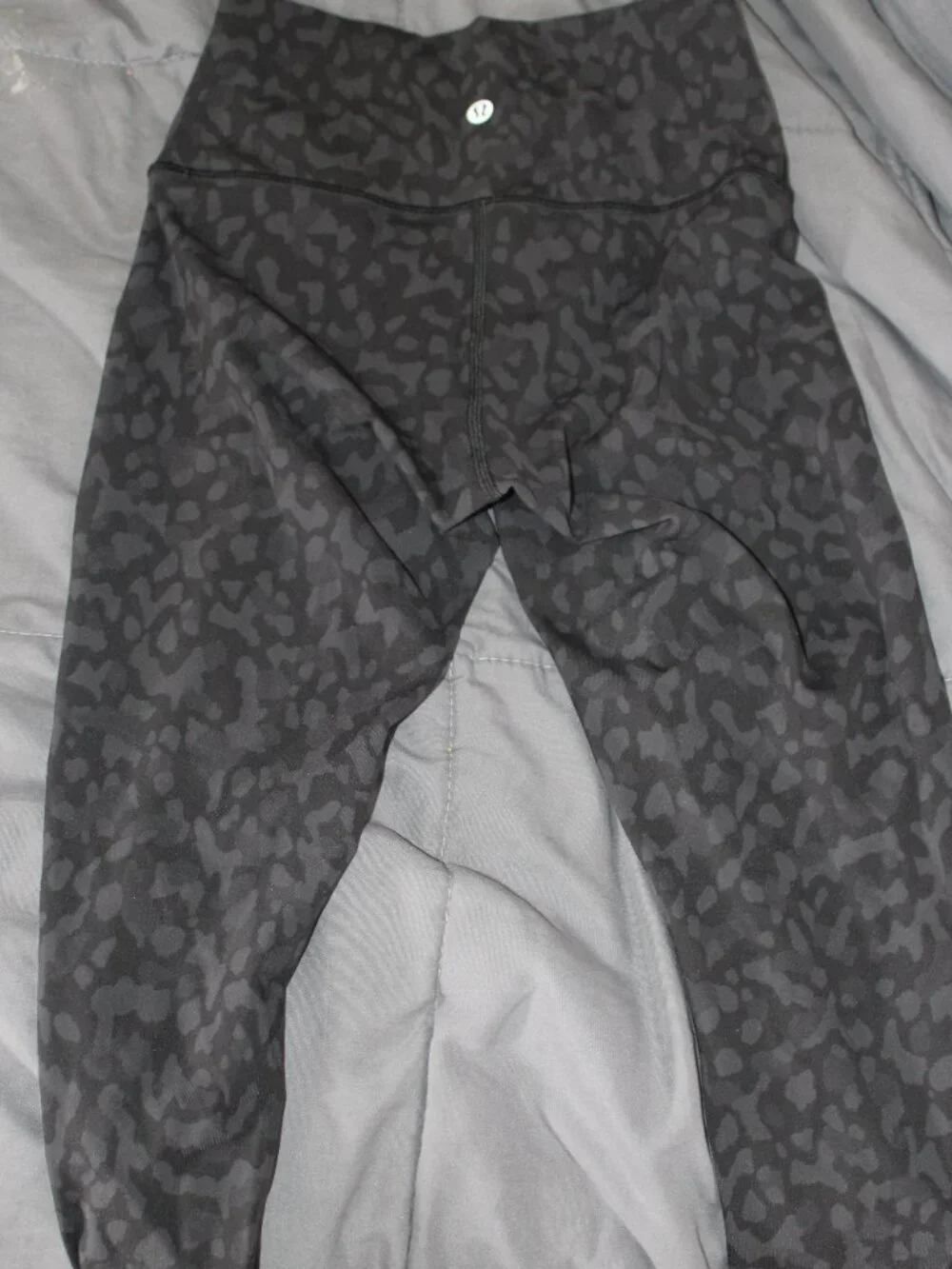 Lululemon Align High-Rise Leggings - Gray/Black Leopard Cheetah Print Size 4 XS